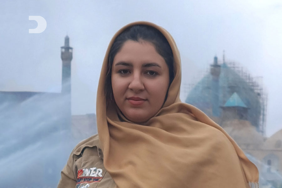  سرکار خانم وحیده محمودی (کد 102)