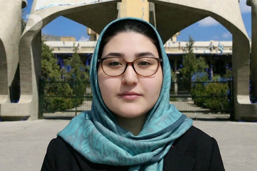 سرکار خانم حسنا رودباری (کد 196) 