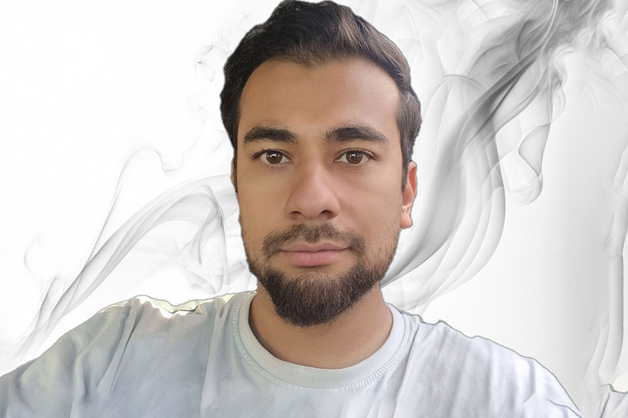 جناب آقای امین رزاقی (کد 152)