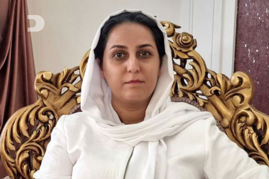 سرکار خانم منا صادقی زاده (کد 7)