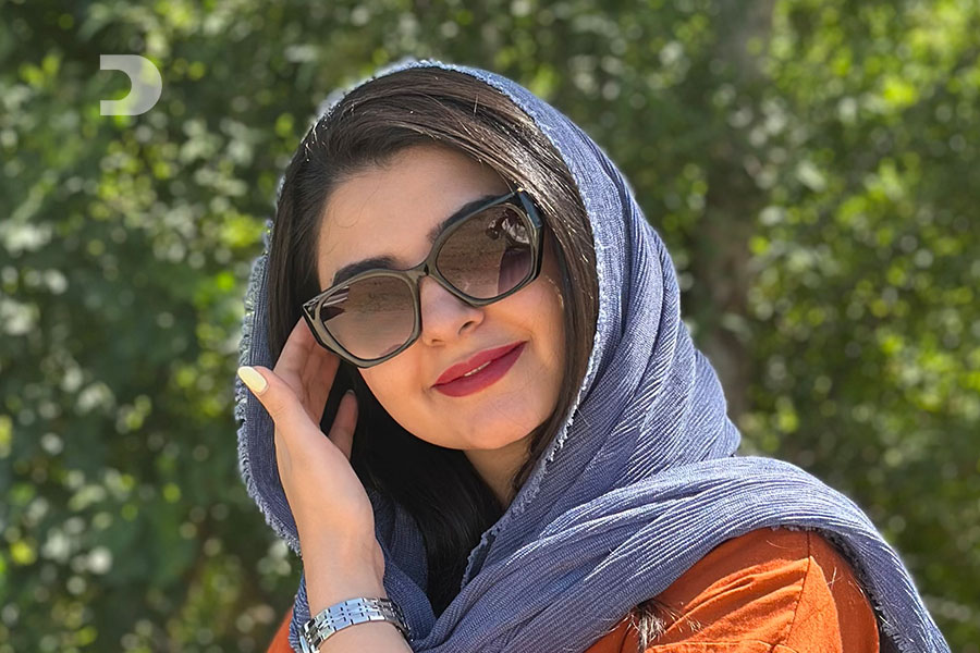 سرکار خانم شکوفه الماسی (کد 142)